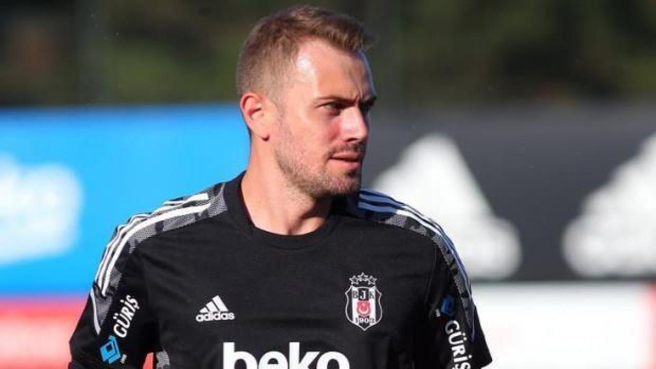Beşiktaş'ta aranan isim: Mert Günok