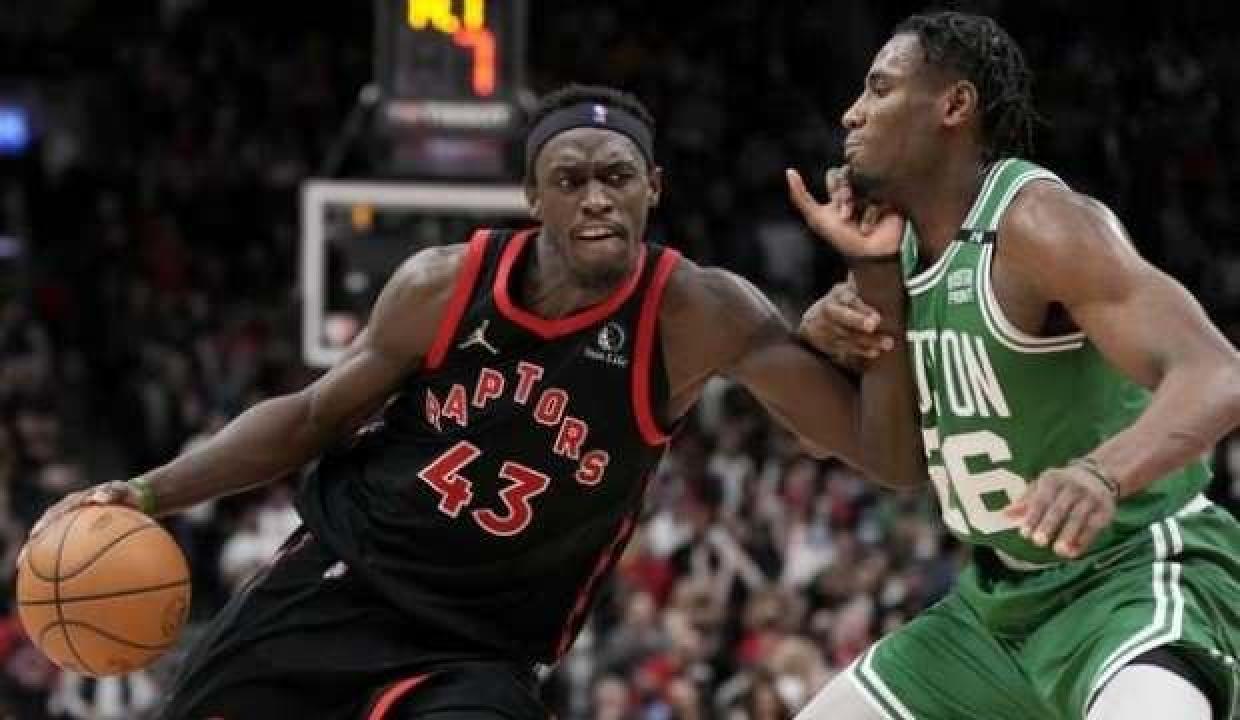 Celtics'i Raptors durdurdu