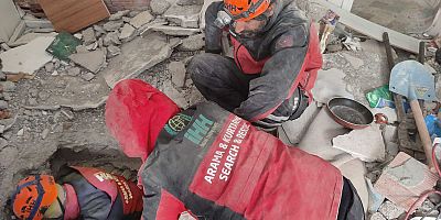 İHH deprem bölgesinde yüzbinlerce kişiye destek ulaştırdı