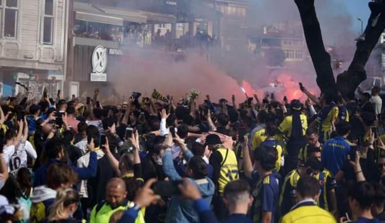 Taraftarlar Kadıköy’e akın etti